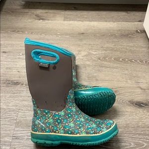 BOGS rain/snow boots